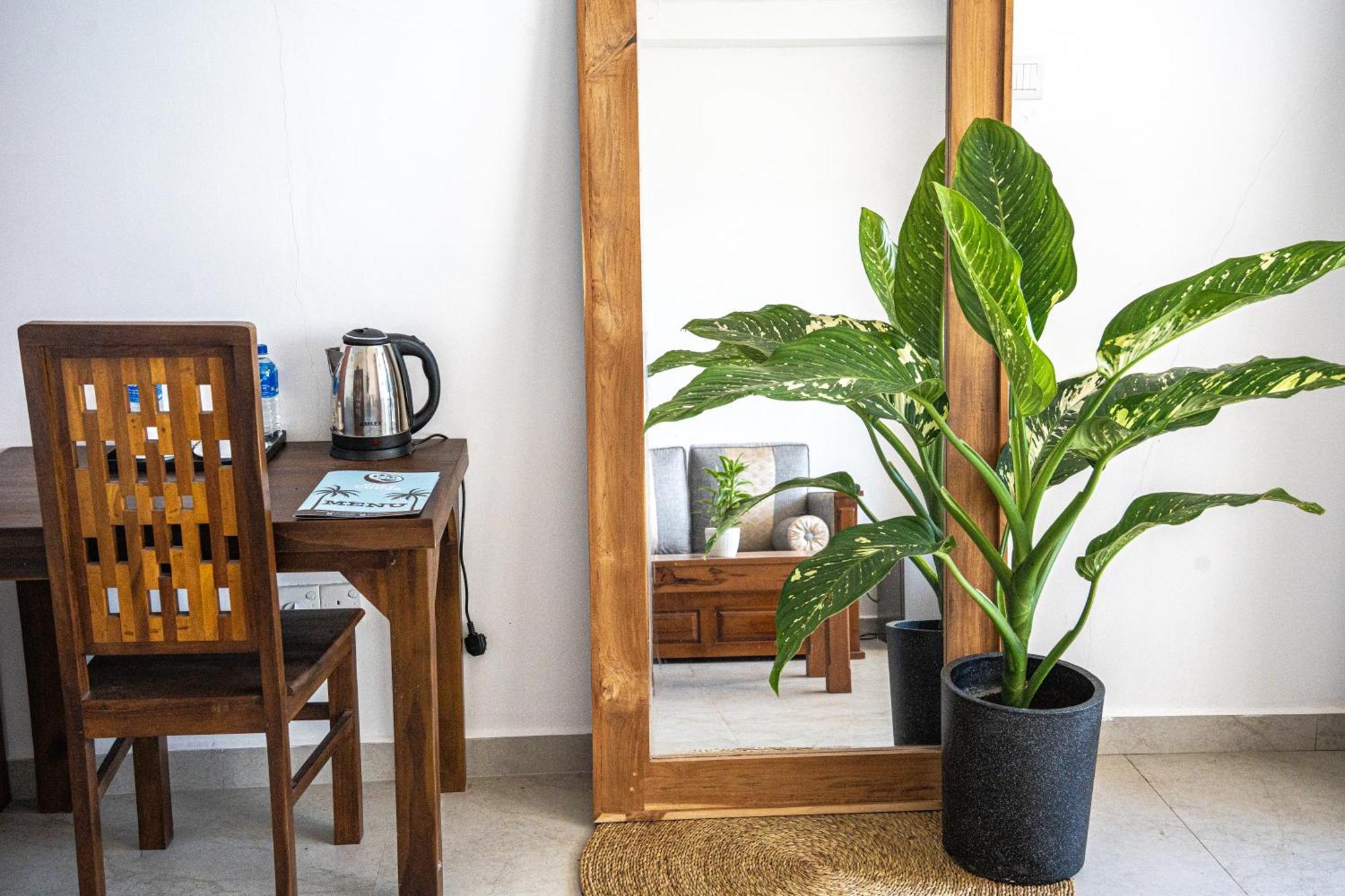 Hotel Cocos à Midigama-Est Extérieur photo