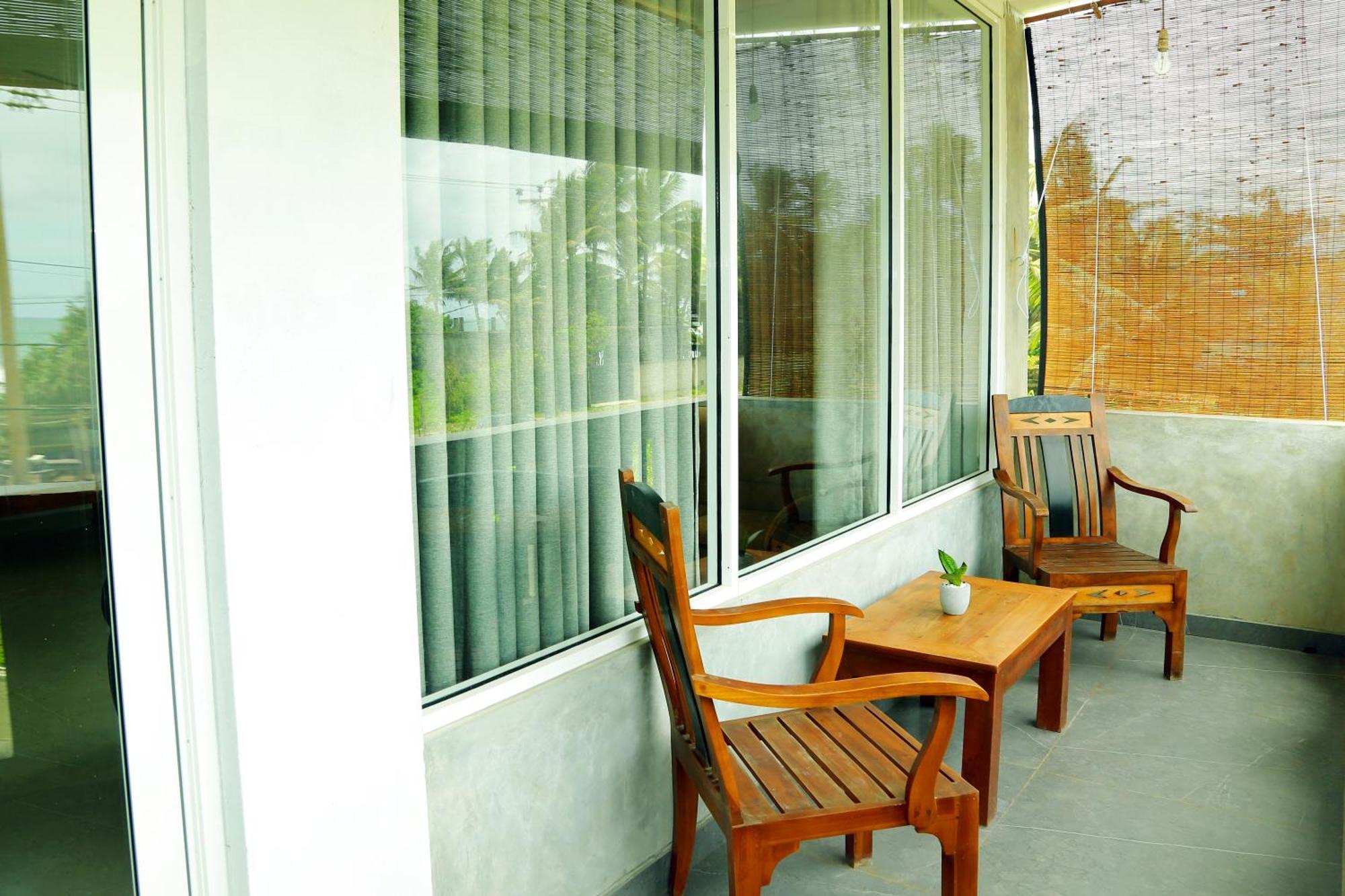 Hotel Cocos à Midigama-Est Extérieur photo