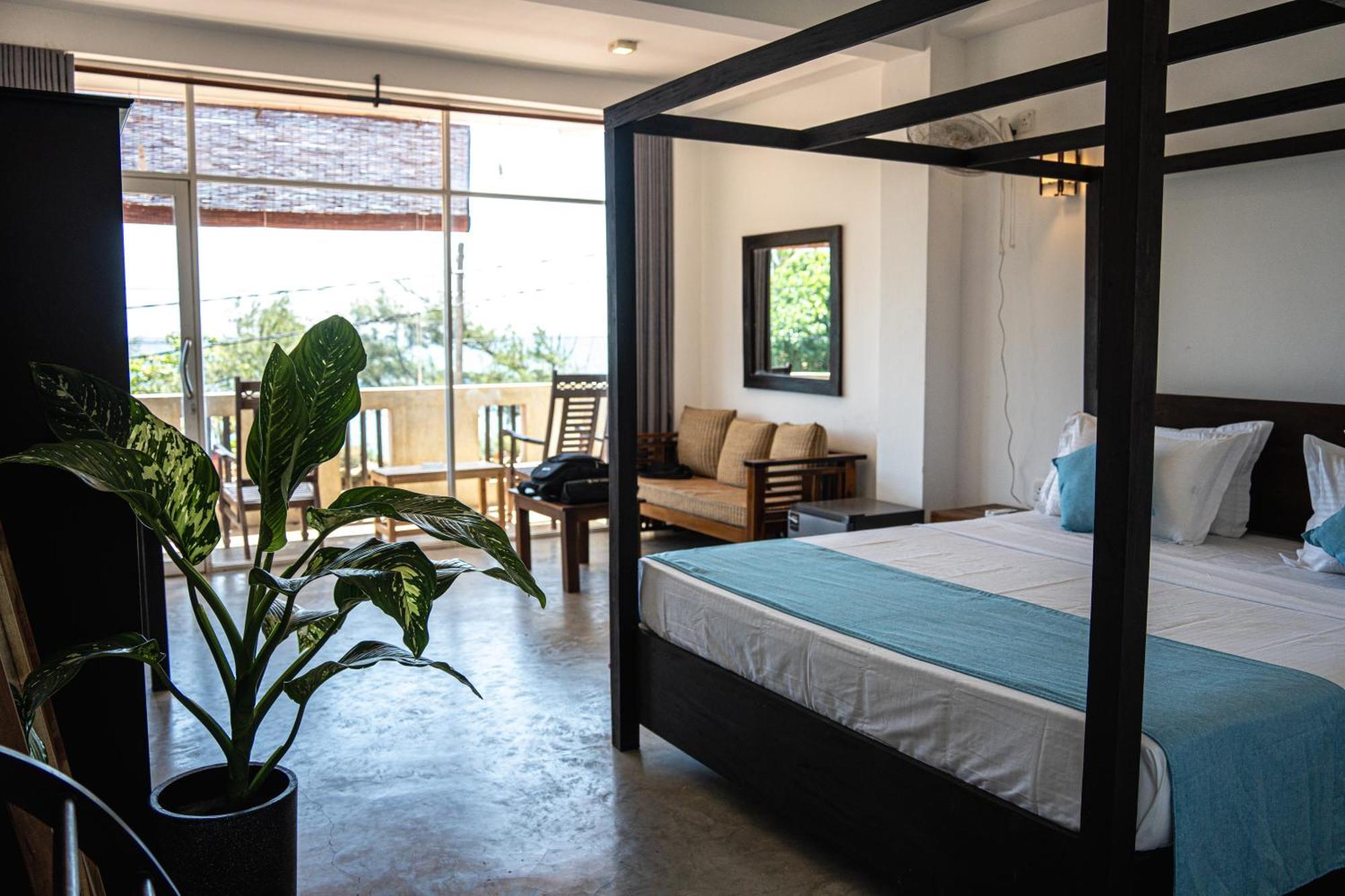 Hotel Cocos à Midigama-Est Extérieur photo