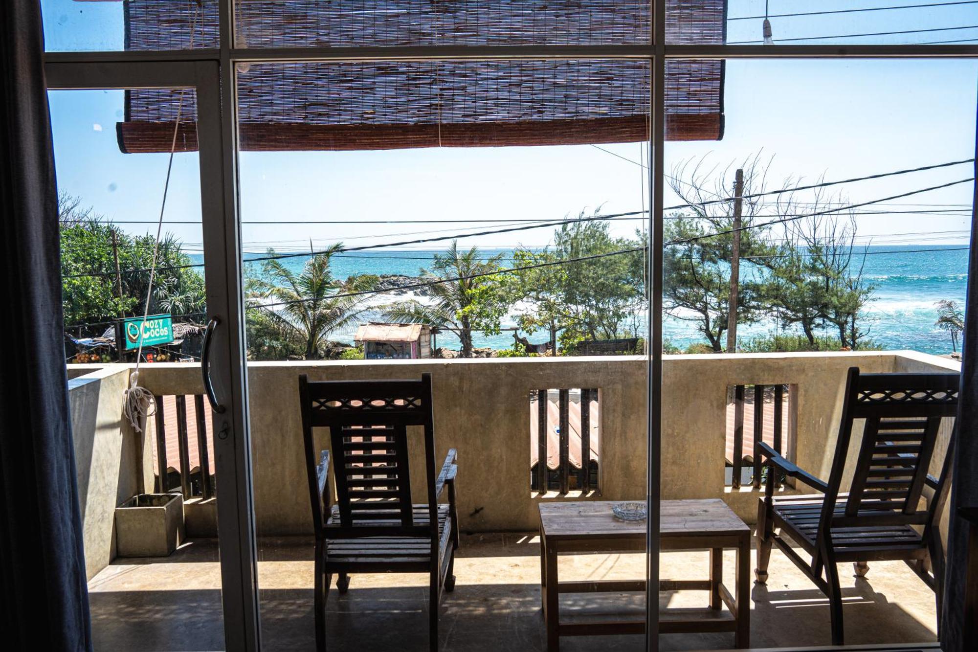 Hotel Cocos à Midigama-Est Extérieur photo