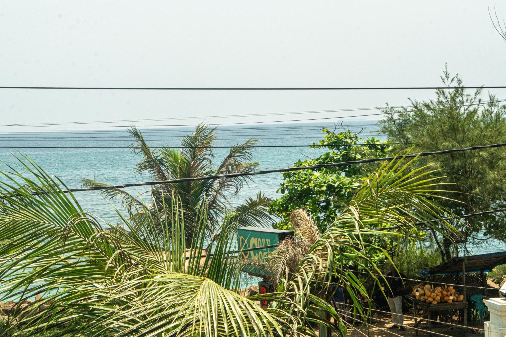 Hotel Cocos à Midigama-Est Extérieur photo